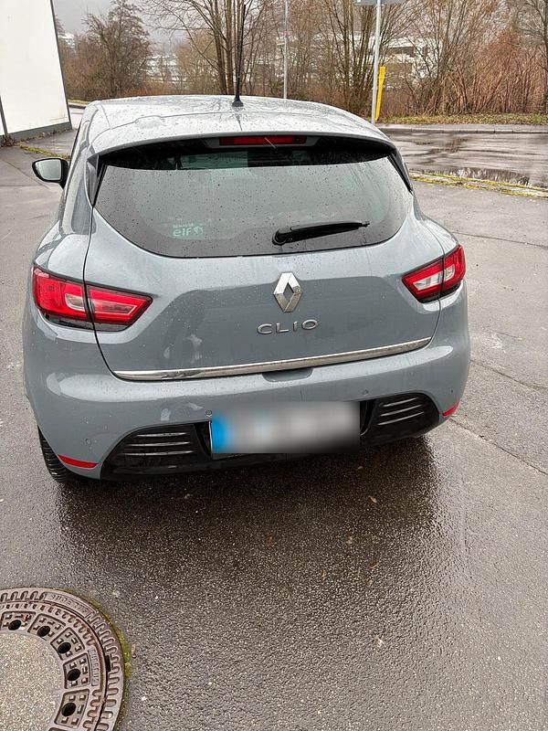 Gebraucht Renault Clio IV 76 PS (55 kW) 2019 Grau Limousine