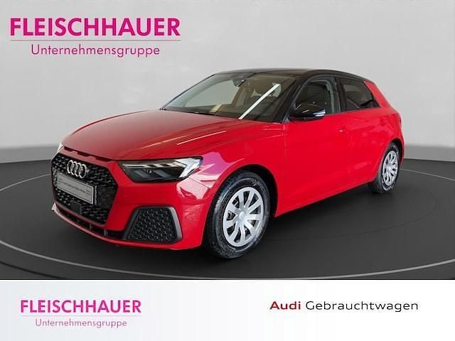 Progressivrot metallic Gebraucht 2025 Audi A1 Sportback Basis Kleinwagen | 25.880 € (Superpreis) - Bild 1/4