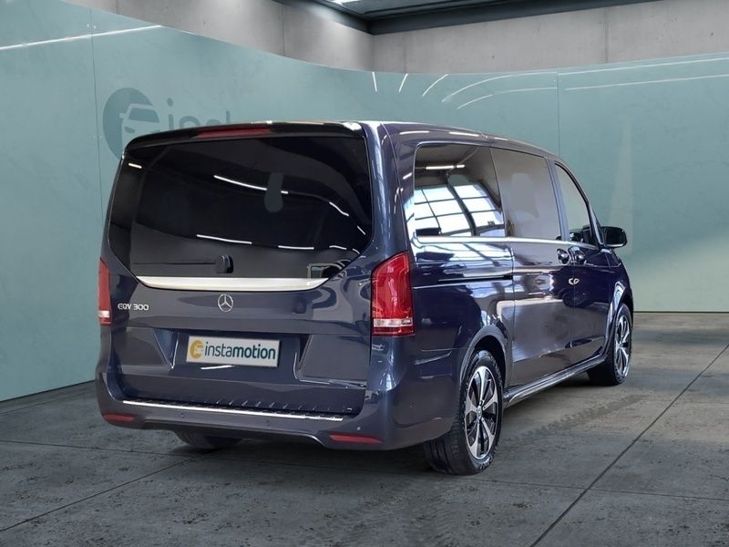 Blau Gebraucht 2023 Mercedes EQV300 Avantgarde Van / Kleinbus | 49.000 € (Guter Preis) - Bild 1/3