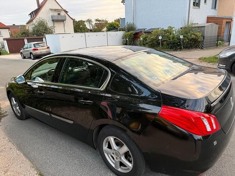 Gebraucht Peugeot 508 140 PS (102 kW) 2012 Schwarz Limousine