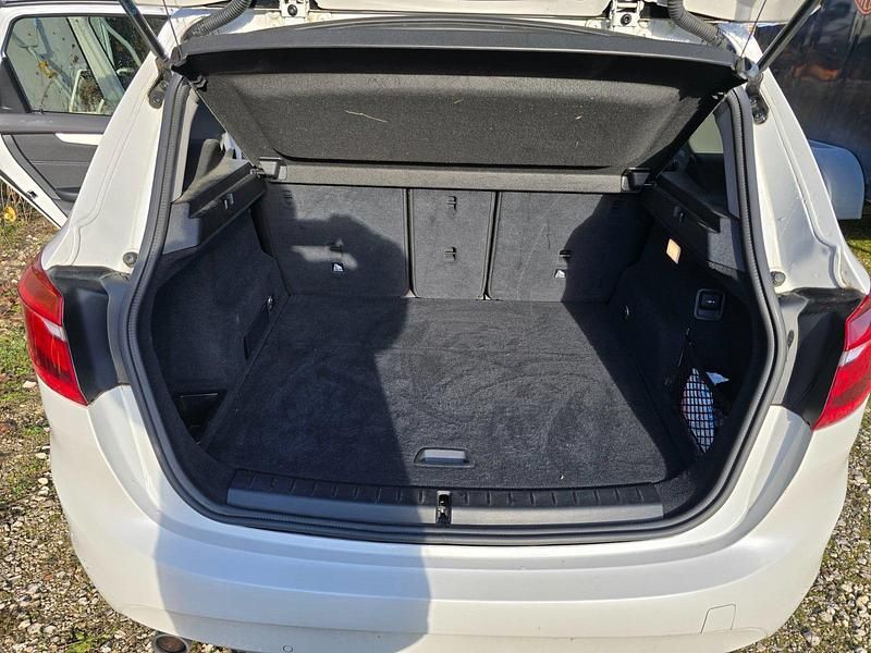 Gebraucht BMW 218 150 PS (110 kW) 2014 Weiß Kombi