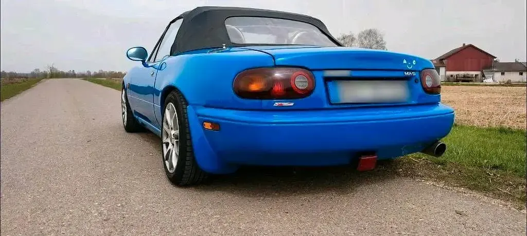 Gebraucht Mazda MX5 116 PS (85 kW) 1990 Blau Cabrio