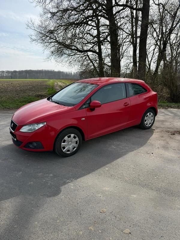 Gebraucht Seat Ibiza 69 PS (50 kW) 2010 Rot Kleinwagen