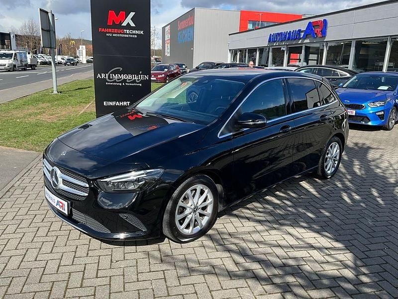 Gebraucht Mercedes 220 190 PS (139 kW) 2020 Schwarz Limousine