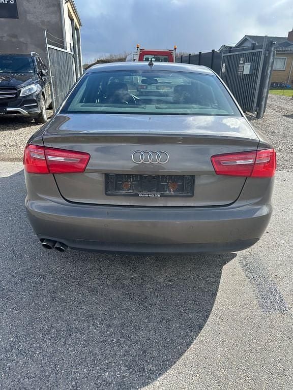 Gebraucht Audi A6 S-Line 177 PS (130 kW) 2012 Grau Limousine