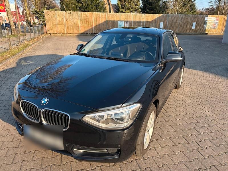 Gebraucht BMW 118 143 PS (105 kW) 2014 Schwarz Kleinwagen