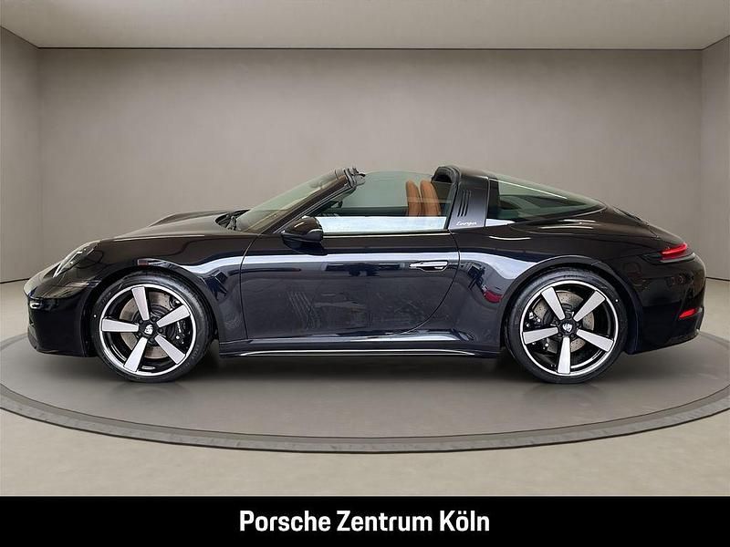 Neu Porsche 911 Targa 4S 480 PS (353 kW) 2026 Schwarz Cabrio