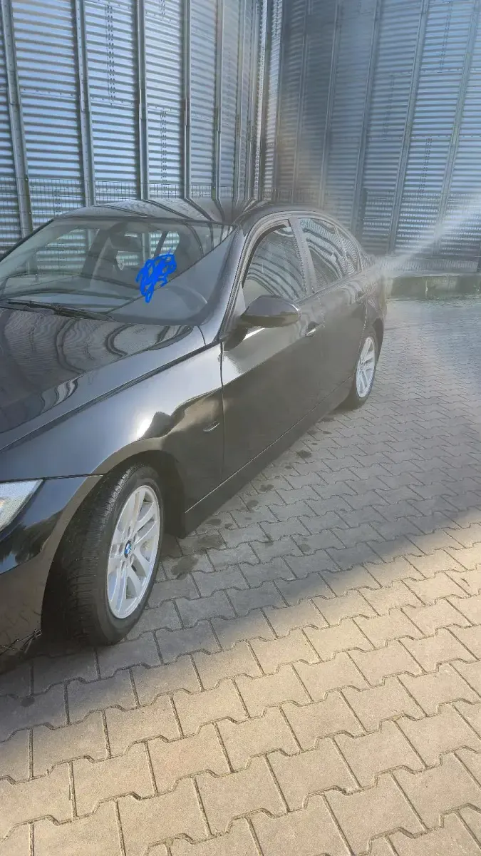 Gebraucht BMW 320 160 PS (117 kW) 2005 Schwarz Limousine