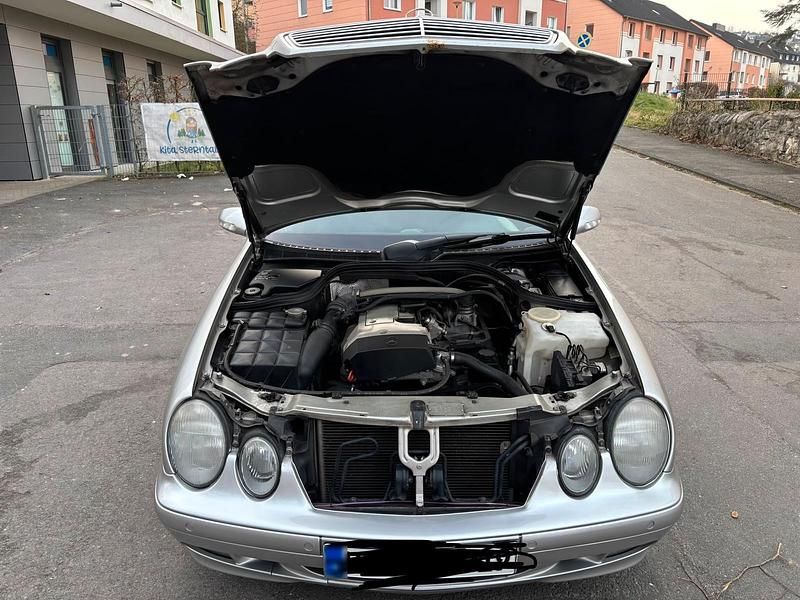 Gebraucht Mercedes CLK200 1999 Silber Coupé