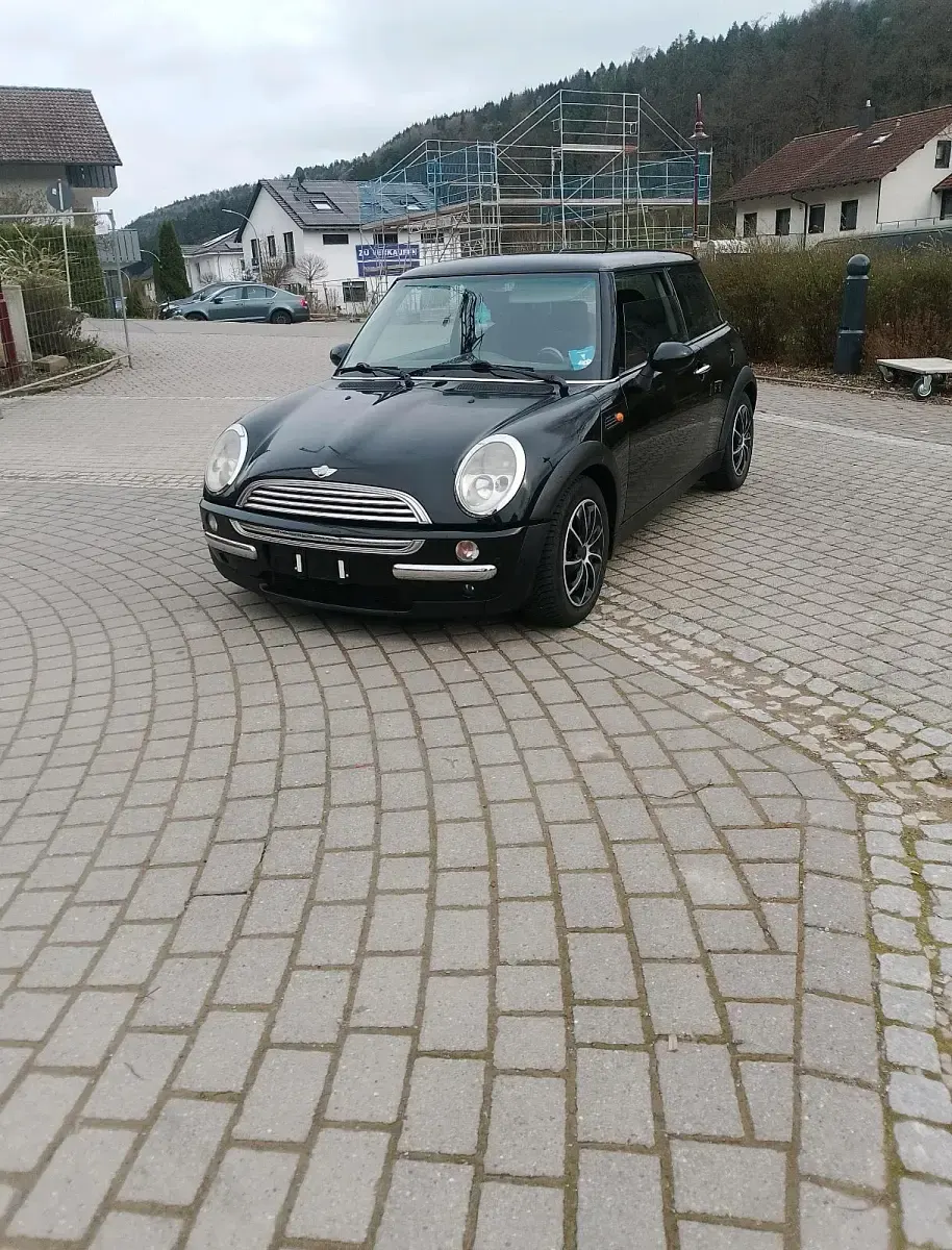 Usata Mini Cooper 116 CV (85 kW) 2004 Nero Utilitaria