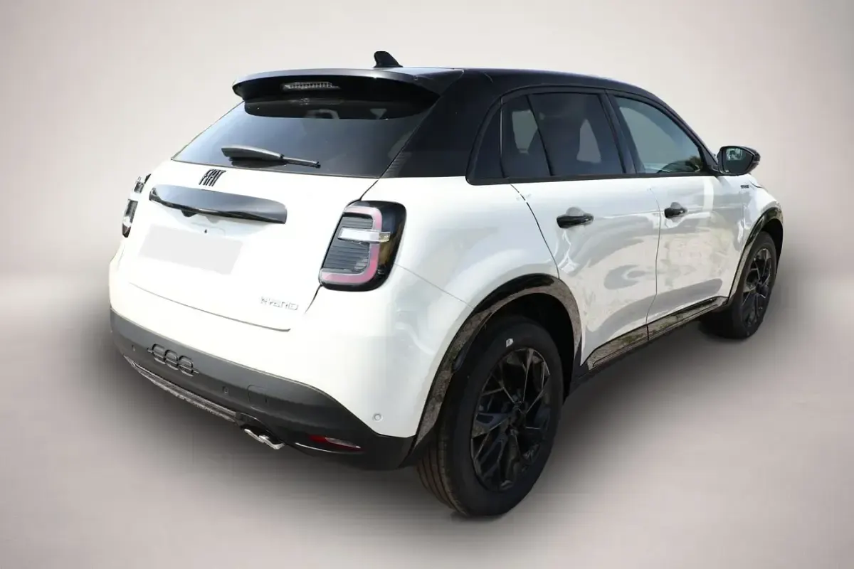 Neu Fiat 600 Sport 145 PS (106 kW) 2026 Weiß SUV