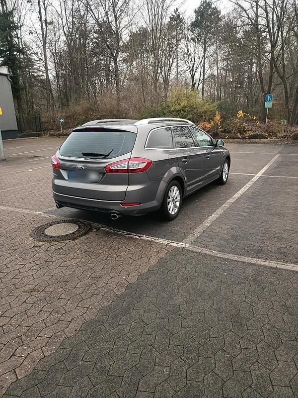 Gebraucht Ford Mondeo 203 PS (149 kW) 2011 Braun Kombi