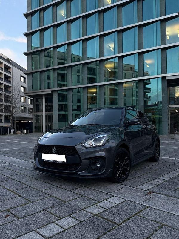 Grau Gebraucht 2022 Suzuki Swift Sport Kleinwagen | 16.499 € (Fairer Preis) - Bild 1/4