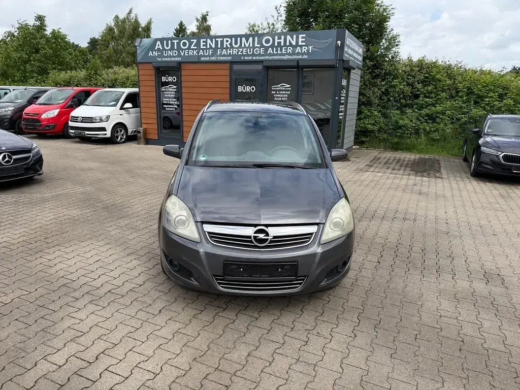 Gebraucht Opel Zafira Innovation 116 PS (85 kW) 2008 Grau Van / Kleinbus
