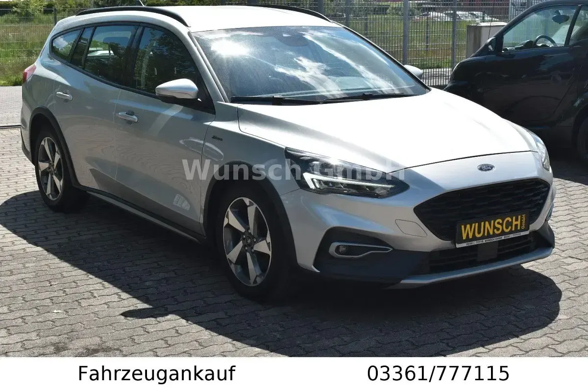 Gebraucht Ford Focus Active 120 PS (88 kW) 2019 Grau Kombi