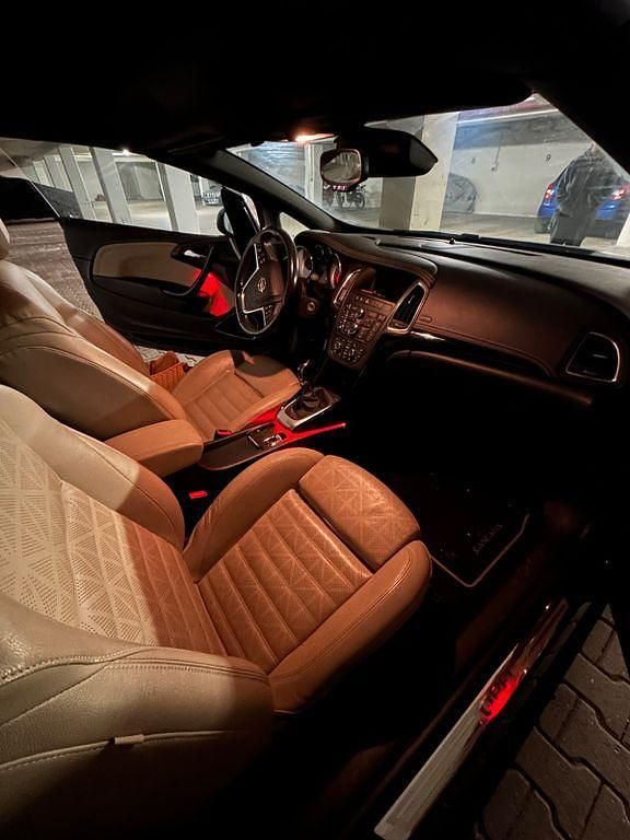 Gebraucht Opel Cascada Edition 170 PS (125 kW) 2016 Braun Cabrio