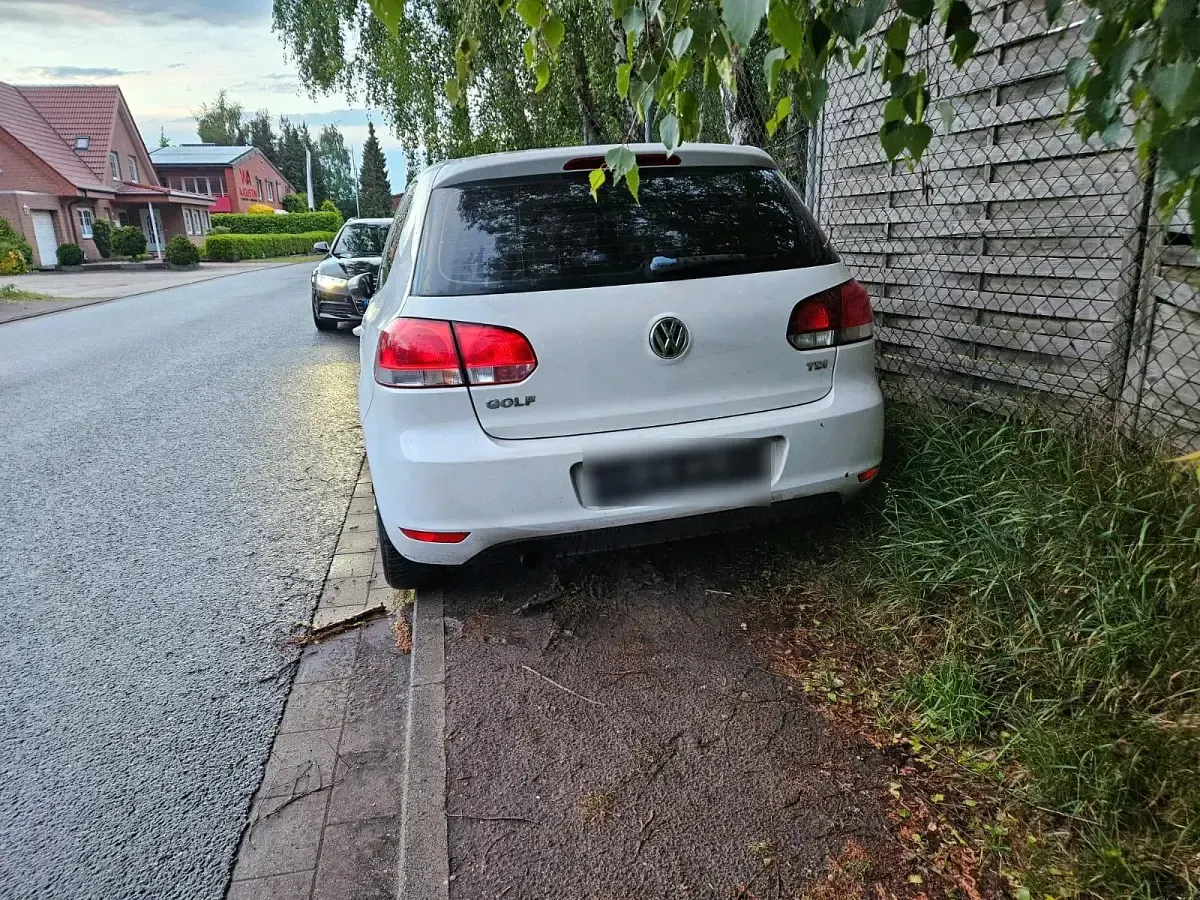 Używany VW Golf 105 KM (77 kW) 2010 Biały Coupe