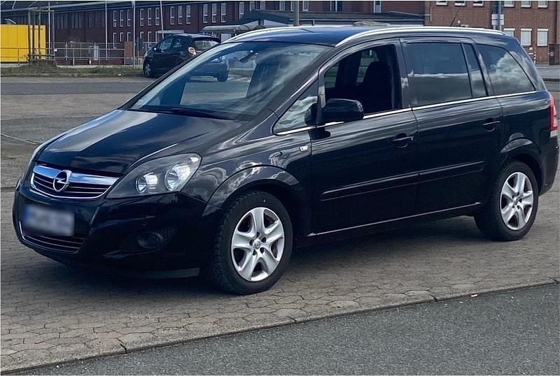 Gebraucht Opel Zafira 125 PS (91 kW) 2011 Schwarz Van / Kleinbus