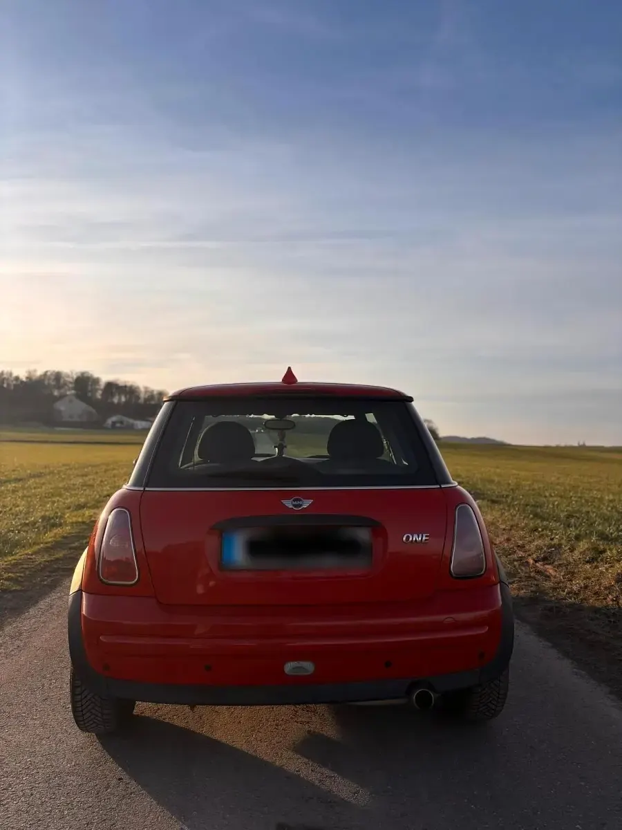 Gebraucht Mini ONE 90 PS (66 kW) 2002 Rot Kleinwagen