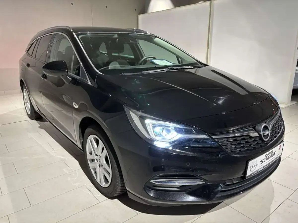 Gebraucht Opel Astra Elegance 122 PS (89 kW) 2020 Onyxschwarz metallic Kombi