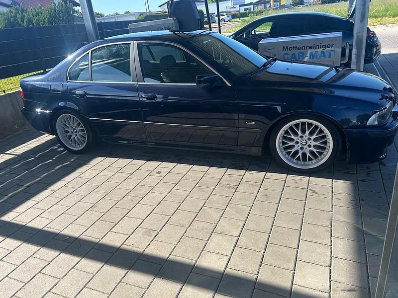 Gebraucht BMW 528 M Sport 193 PS (141 kW) 1998 Blau Limousine