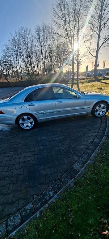 Gebraucht Mercedes C180 Elegance 143 PS (105 kW) 2003 Silber Limousine