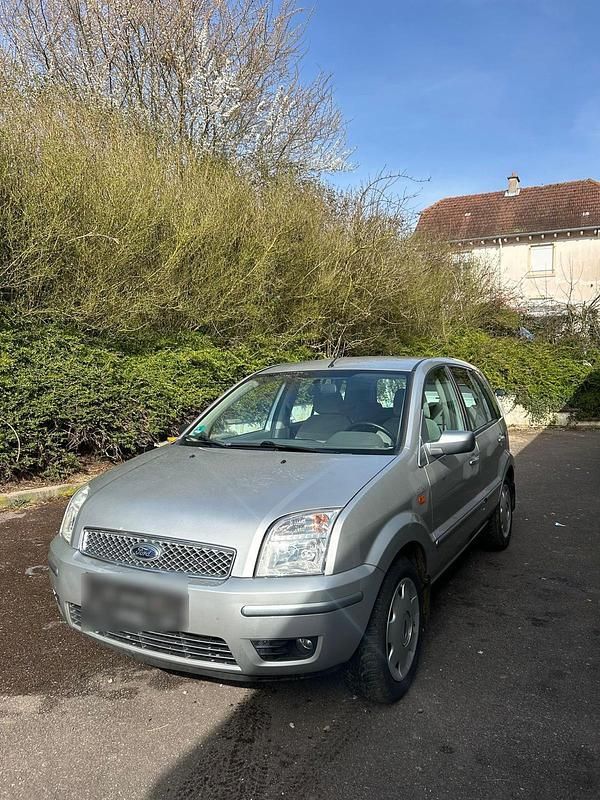 Gebraucht Ford Fusion 100 PS (73 kW) 2005 Kleinwagen