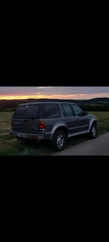 Second-hand Ford Explorer 207 CP (152 kW) 1997 SUV