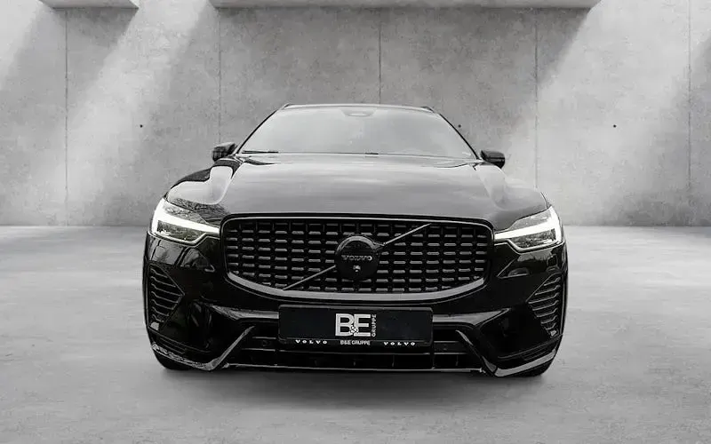 Usata Volvo XC60 Plus 455 CV (334 kW) 2025 Nero SUV