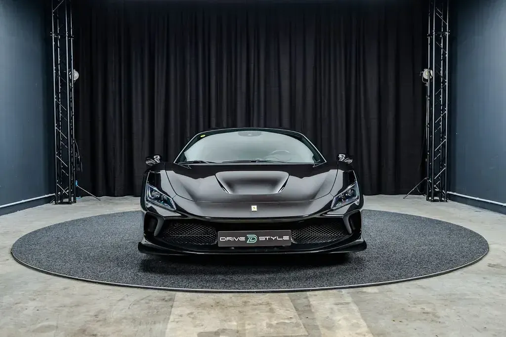 Gebraucht Ferrari F8 721 PS (530 kW) 2021 Schwarz Cabrio