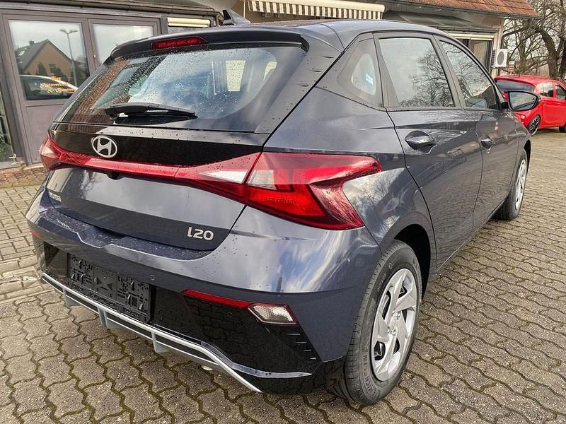 Ny Hyundai i20 90 HK (66 kW) 2026 Grå Hatchback
