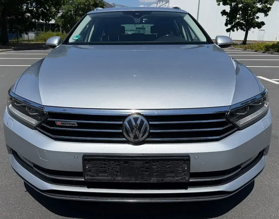 Gebraucht VW Passat Highline 190 PS (139 kW) 2015 Silber Limousine
