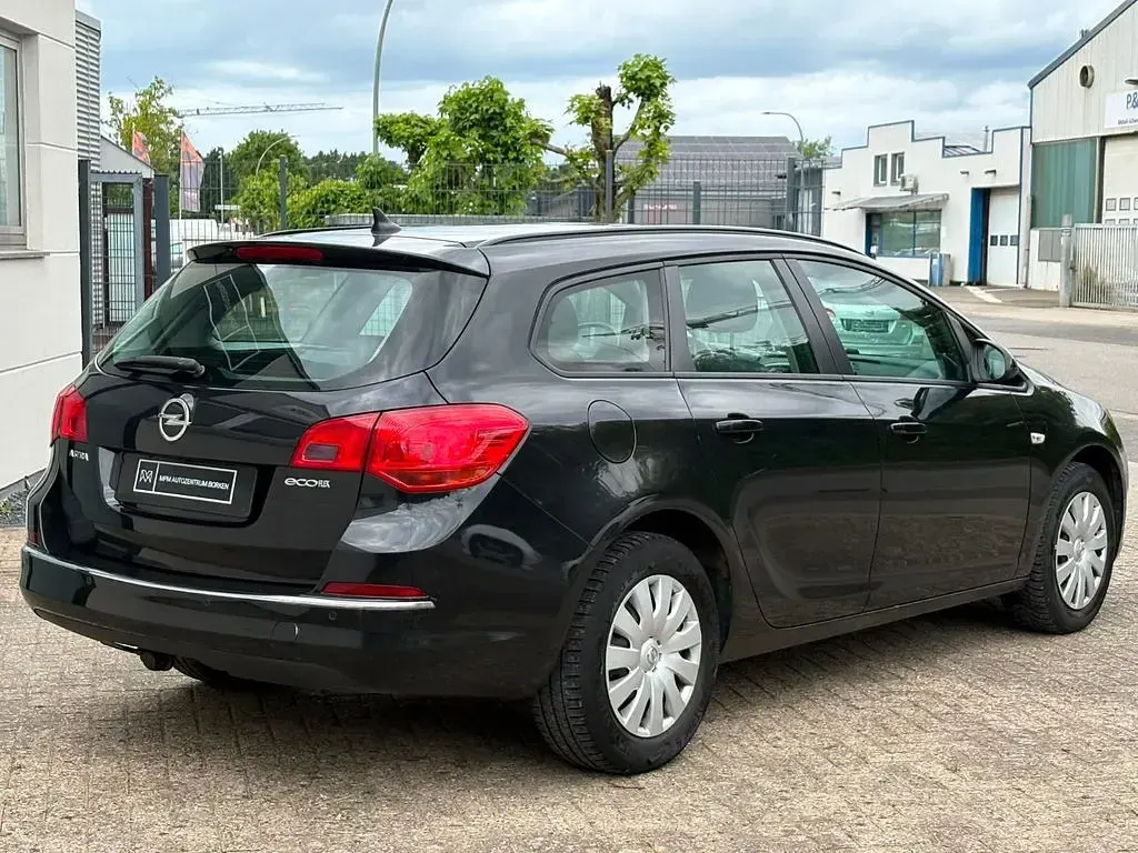 Gebraucht Opel Astra Edition 110 PS (80 kW) 2015 Schwarz Kombi