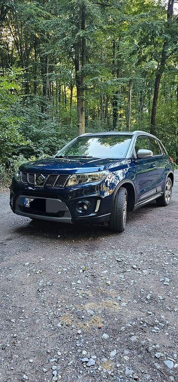 Blau Gebraucht 2017 Suzuki Vitara Comfort+ SUV | 13.250 € (Guter Preis) - Bild 1/4