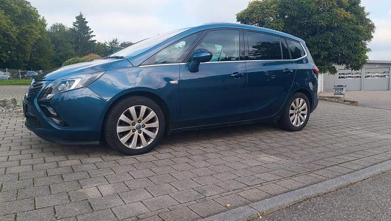 Blau Gebraucht 2015 Opel Zafira Tourer Van / Kleinbus | 4.999 € (Superpreis) - Bild 1/4