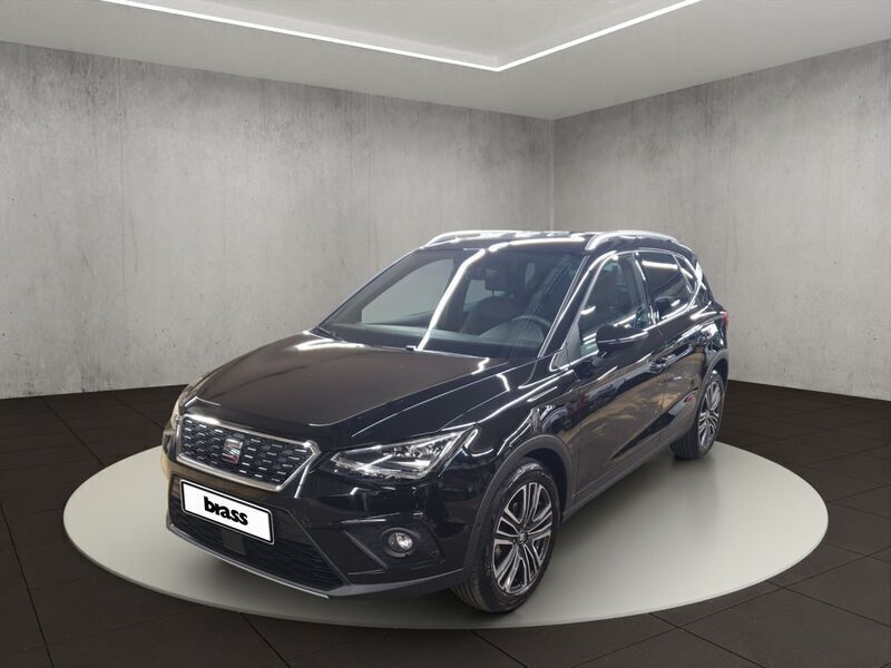 Midnight schwarz metallic Gebraucht 2021 Seat Arona XCELLENCE SUV | 17.450 € (Fairer Preis) - Bild 1/4