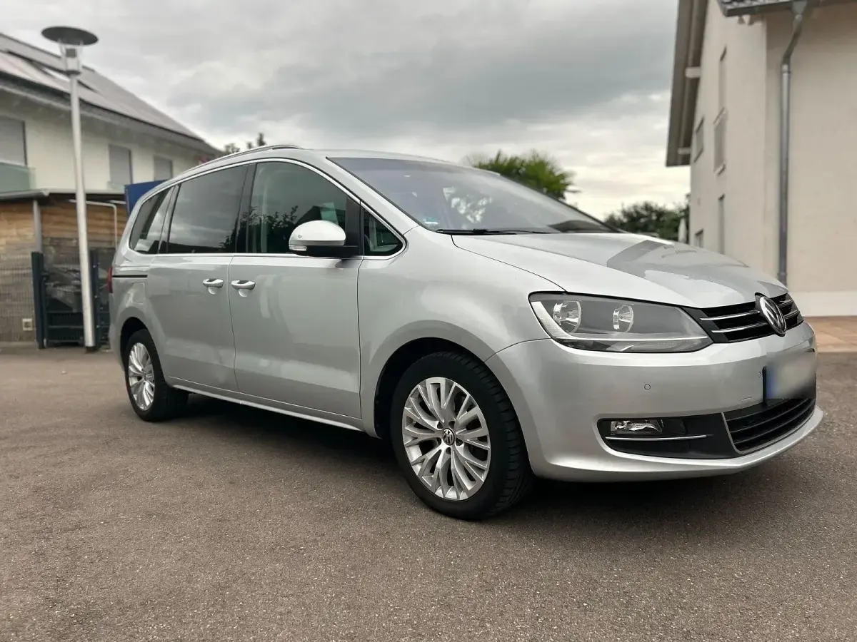 Gebraucht VW Sharan Comfortline 150 PS (110 kW) 2017 Silber Van / Kleinbus
