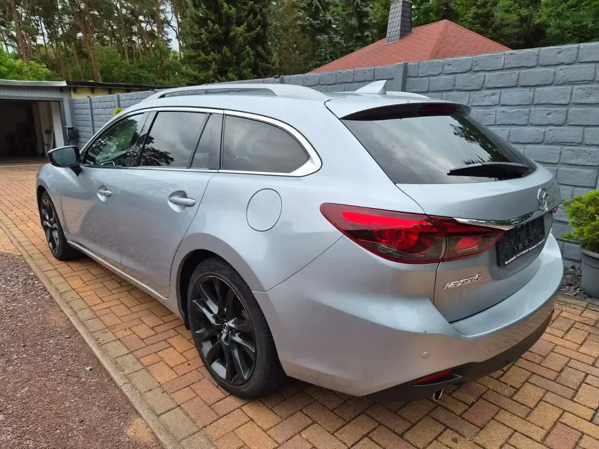 Gebraucht Mazda 6 Nakama Intense 175 PS (128 kW) 2016 Silber Kombi