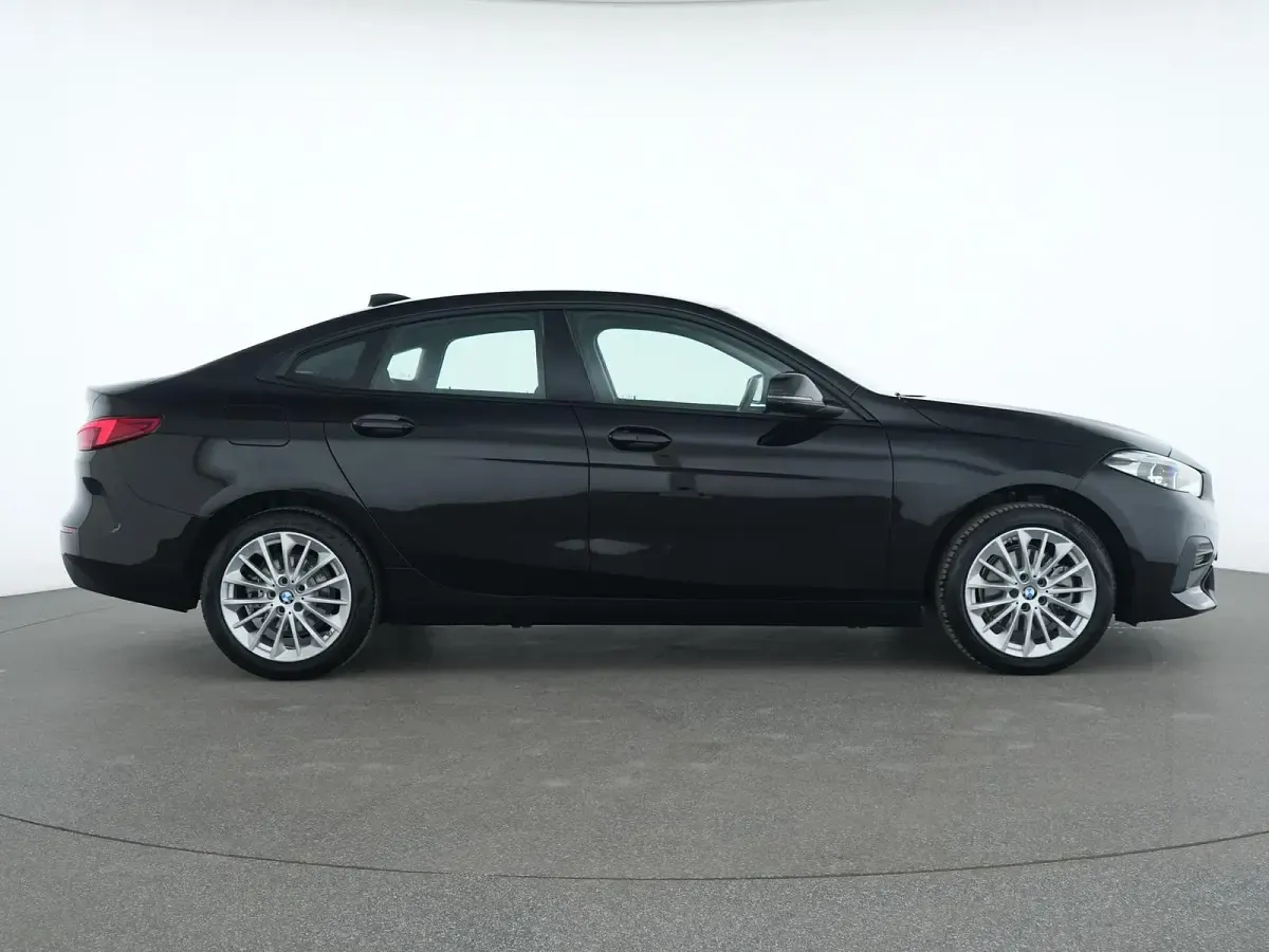Gebraucht BMW 218 Gran Coupé Advantage 136 PS (100 kW) 2024 Schwarz Coupé