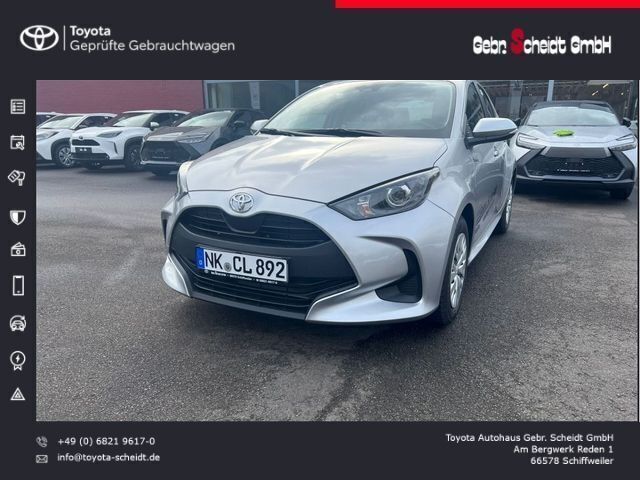 Silber Gebraucht 2023 Toyota Yaris Comfort Kleinwagen | 16.277 € (Fairer Preis) - Bild 1/4