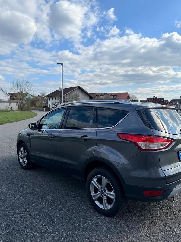 Gebraucht Ford Kuga 163 PS (119 kW) 2014 SUV