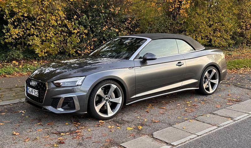 Gebraucht Audi A5 Cabriolet Ambiente 265 PS (194 kW) 2021 Grau Cabrio