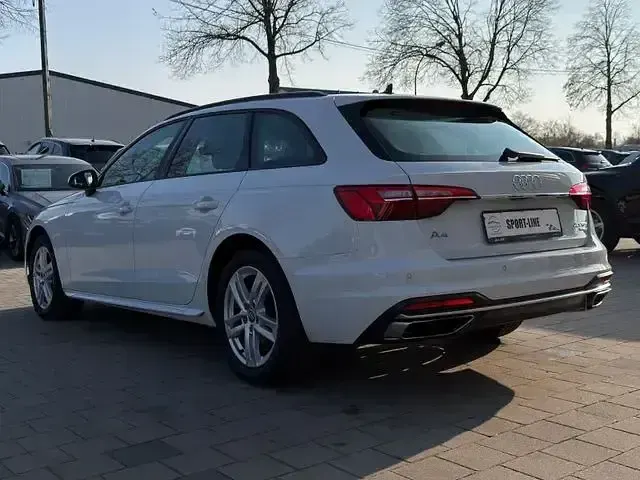 Gebraucht Audi A4 Advanced 204 PS (150 kW) 2022 Weiß Kombi