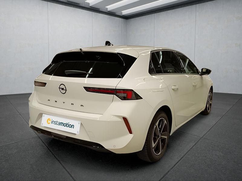 Gebraucht Opel Astra 131 PS (96 kW) 2025 Weiß Limousine