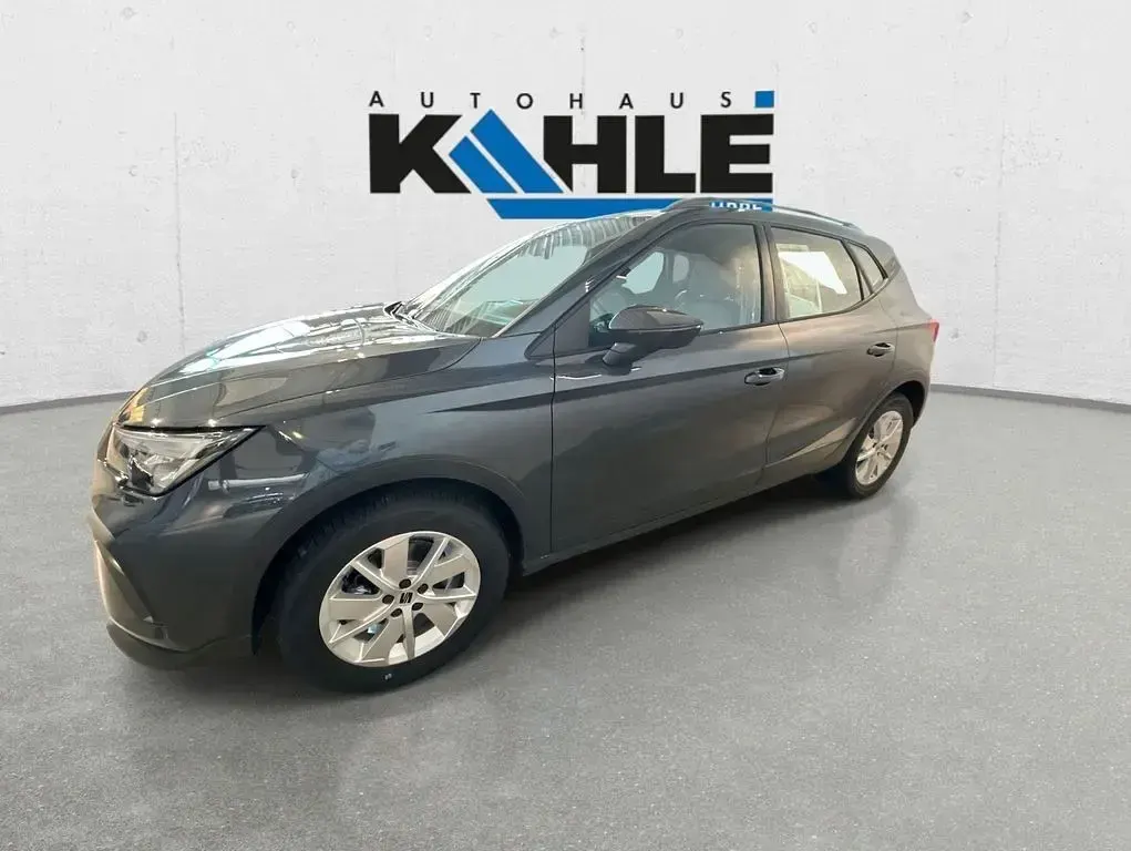 Neu Seat Arona Style 116 PS (85 kW) 2026 Grau SUV