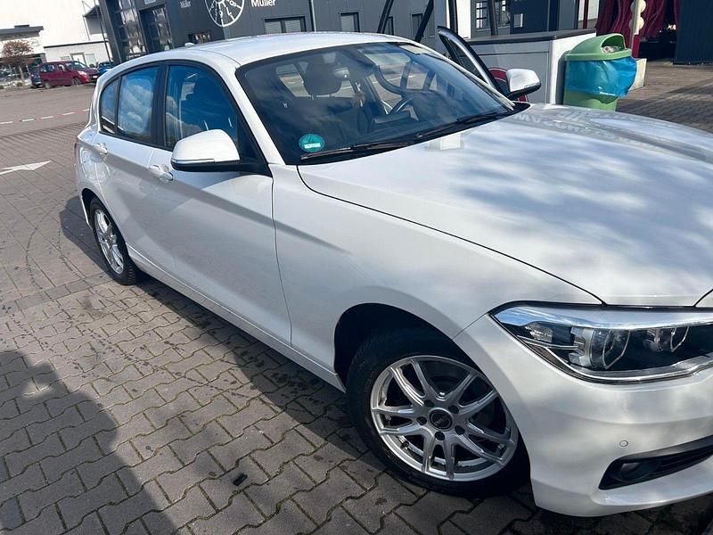 Second-hand BMW 116 109 CP (80 kW) 2015 Alb Hatchback