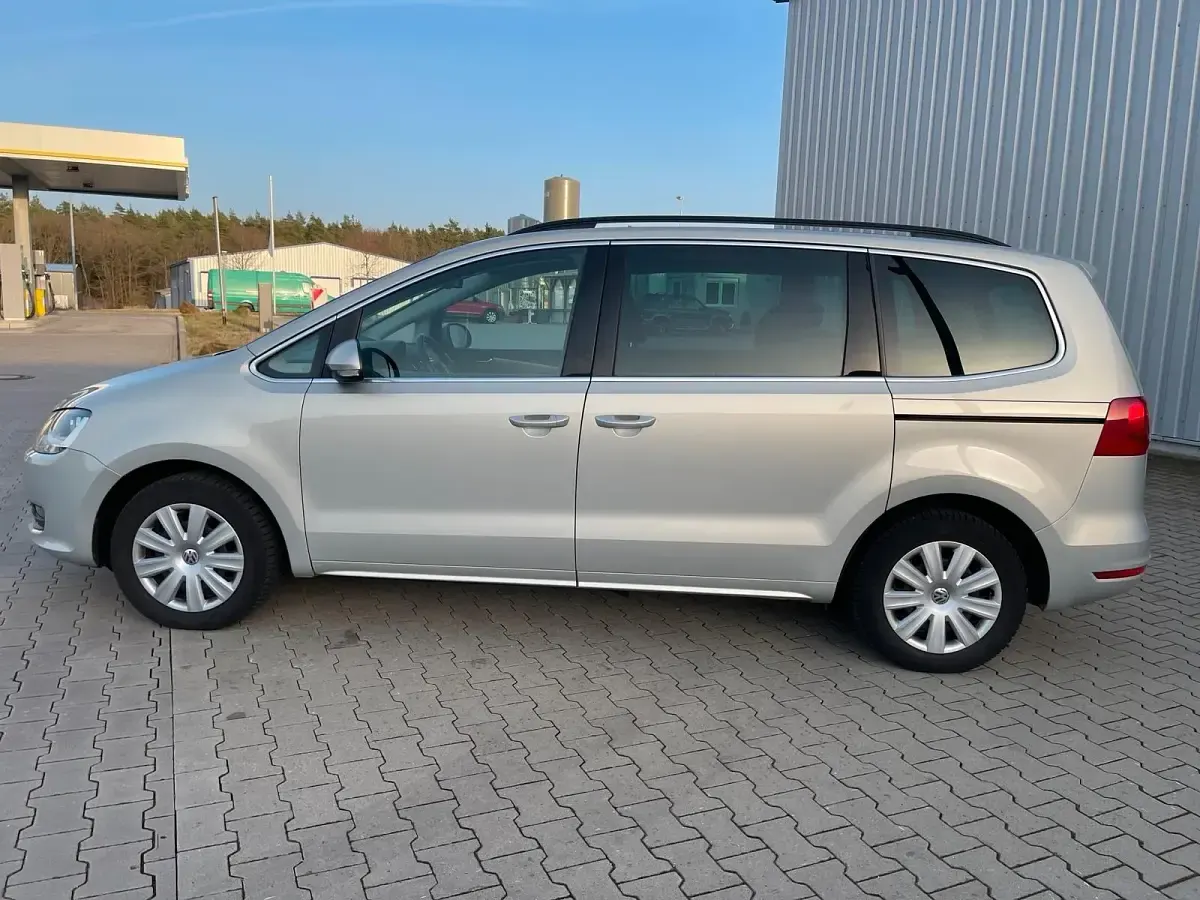 Brugt VW Sharan 140 HK (102 kW) 2010 Sølv MPV