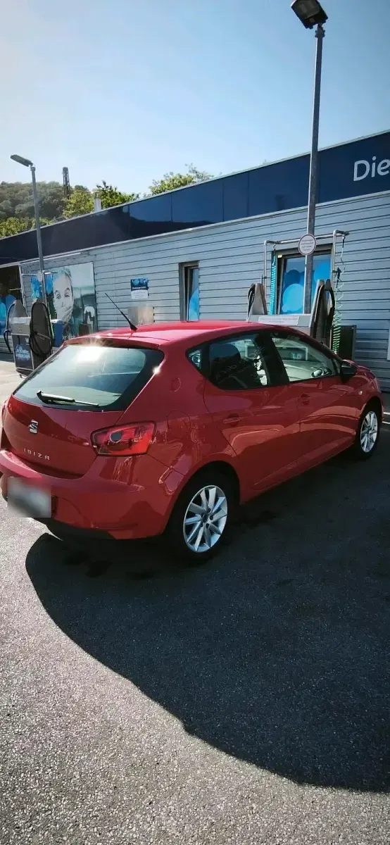 Gebraucht Seat Ibiza Style 75 PS (55 kW) 2014 Rot Kleinwagen
