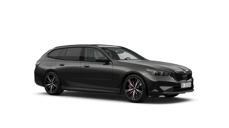 Gebraucht BMW 540 Comfort Edition 286 PS (210 kW) 2026 Kombi
