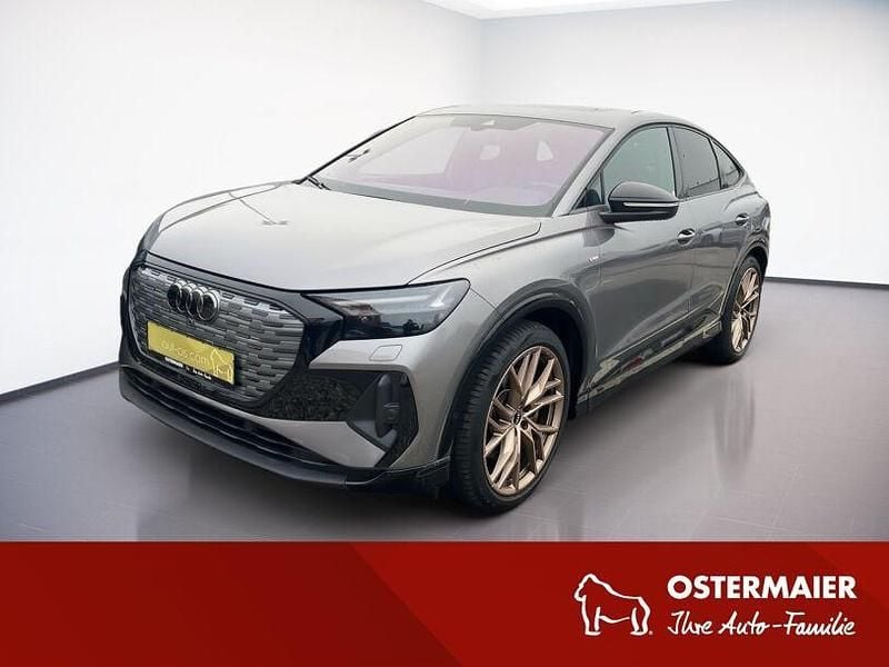 Grau Gebraucht 2022 Audi Q4 e-tron Ambiente SUV | 34.980 € (Guter Preis) - Bild 1/4